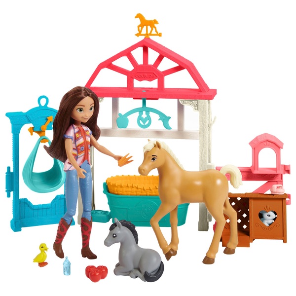 Spirit Lucky's Foal Nursery Doll și Playset cu accesorii